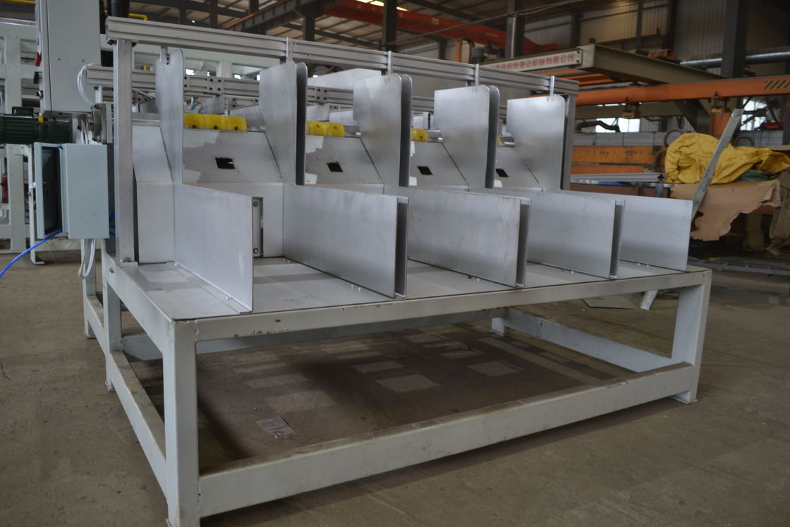 Eco Friendly Rotary Forming Egg Tray Moulding Machine 45KW-200kw Kapasitas besar 15 kursi 4*4 Mould Type