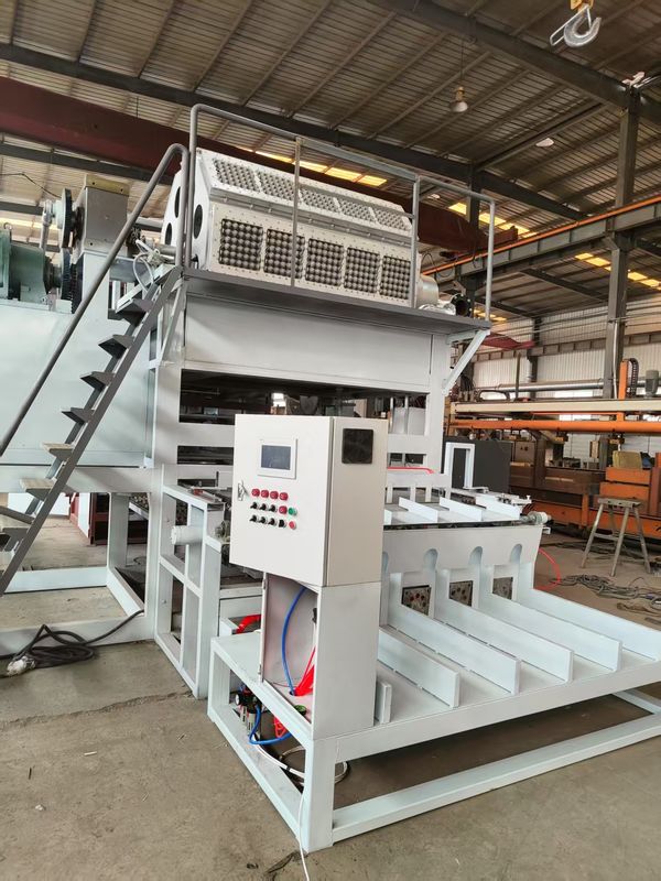 5*8 Cetakan Kapasitas Besar Mesin Pengemasan Tray Telur Otomatis / Peralatan Cetakan Pulp / Jalur Produksi Tray Telur dengan Panel Layar Sentuh Kontrol PLC