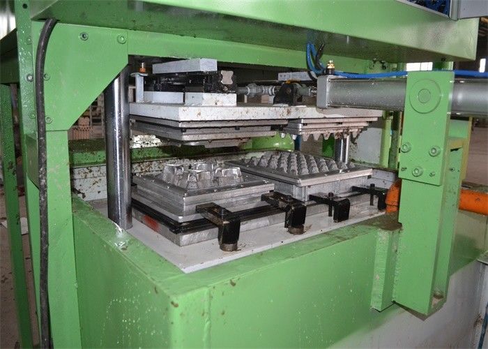 700 pcs/h Mesin cetak pulp kertas limbah untuk kemasan produk industri